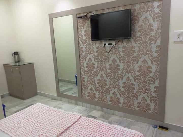 Hotel Diamond Castle Pāli Dış mekan fotoğraf