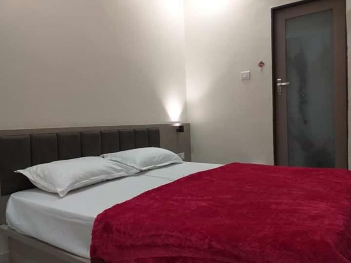 Hotel Diamond Castle Pāli Dış mekan fotoğraf